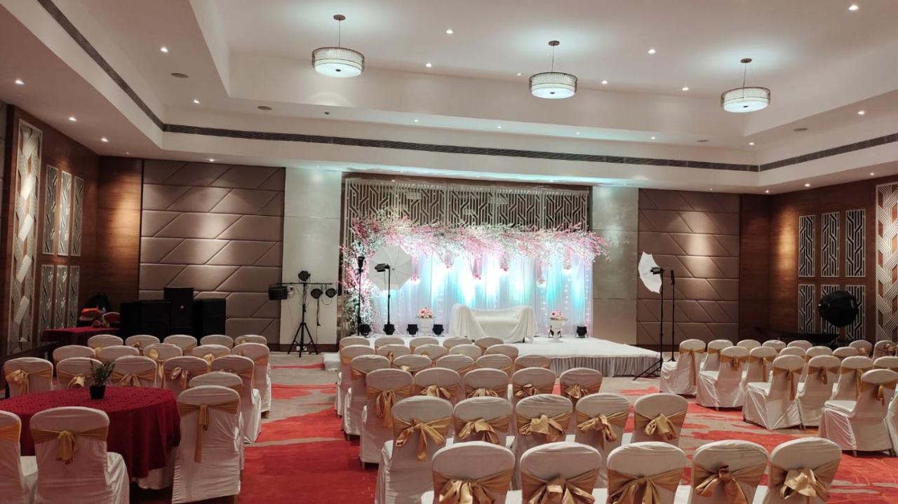 Royal Orchid Central Grazia, Navi Mumbai Ngoại thất bức ảnh