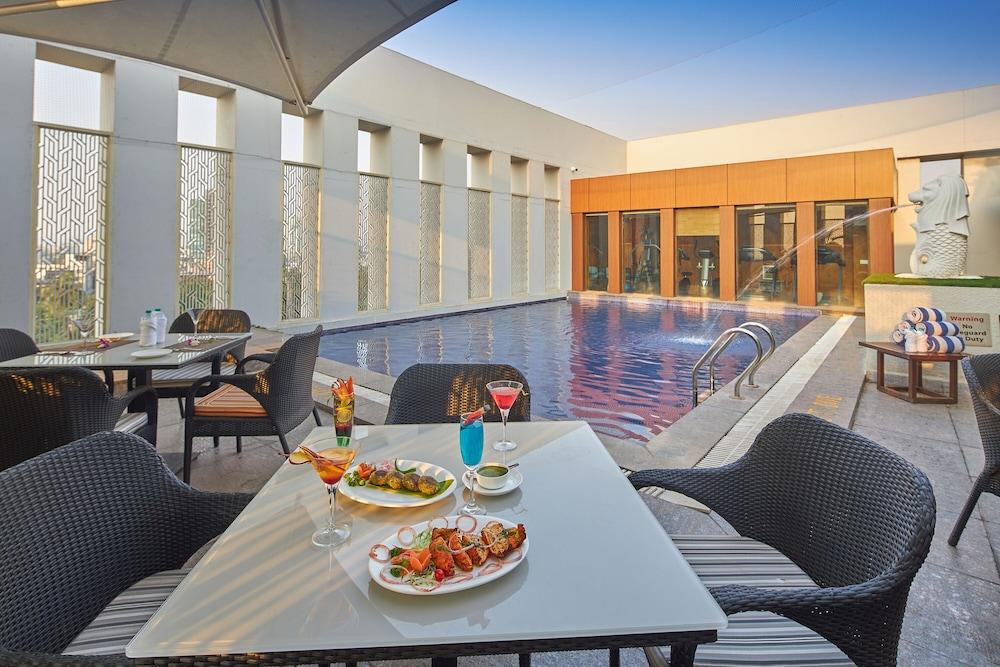 Royal Orchid Central Grazia, Navi Mumbai Ngoại thất bức ảnh
